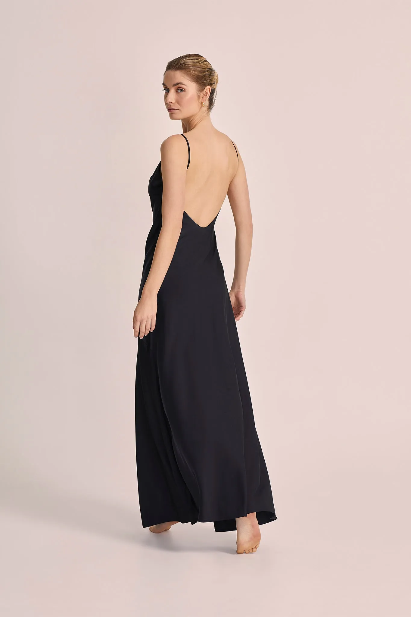 Homebodii x Snezana Lidija Maxi Slip